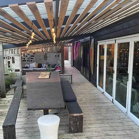 Electric Waihi Beach House - Family & Dog Friendly, Close To Beach, Pool Table, Outdoor Fire Room, Skate Ramp Bowentown Exterior photo